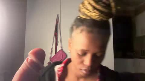 sexyasszeeee online show from August 2, 4:05 pm
