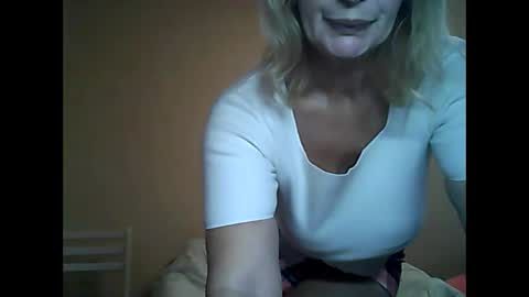 Snapshot of sexybabyforyou chatting on December 3, 9:44 am sexybabyforyou online show from December 3, 9:44 am