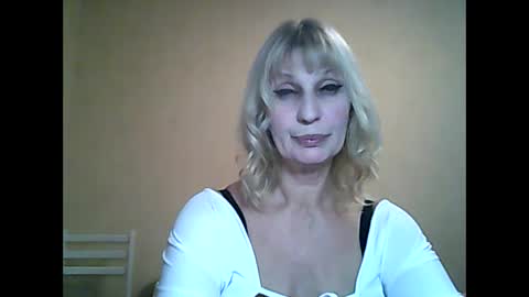 Snapshot of sexybabyforyou chatting on December 5, 8:55 pm sexybabyforyou online show from December 5, 8:55 pm