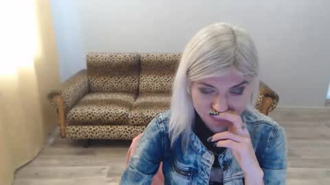 sexybeatriice online show from December 16, 10:40 am
