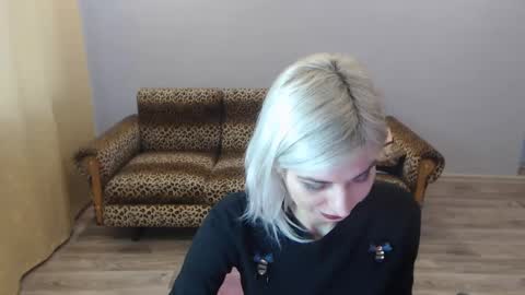 sexybeatriice online show from December 24, 7:17 am
