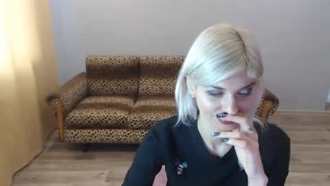 sexybeatriice online show from December 24, 10:33 am