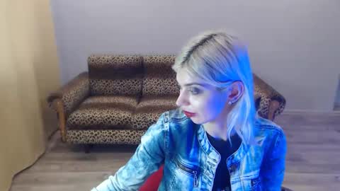 sexybeatriice online show from January 10, 1:20 pm