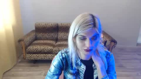 sexybeatriice online show from January 17, 10:22 am