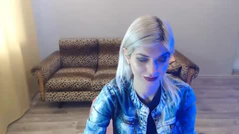 sexybeatriice online show from January 19, 1:22 pm