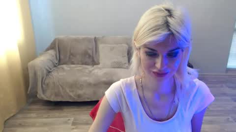 sexybeatriice online show from June 25, 6:29 am