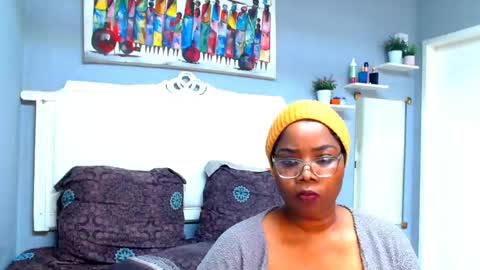 Snapshot of sexybigbootyxxxx chatting on May 5, 4:04 pm SexyBigBootyxxx online show from May 5, 4:04 pm