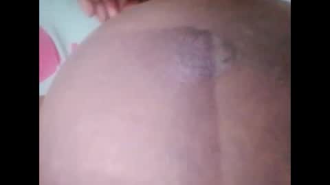 Snapshot of sexybiggtitss chatting on December 13, 9:09 pm Sexybiggtitss online show from December 13, 9:09 pm