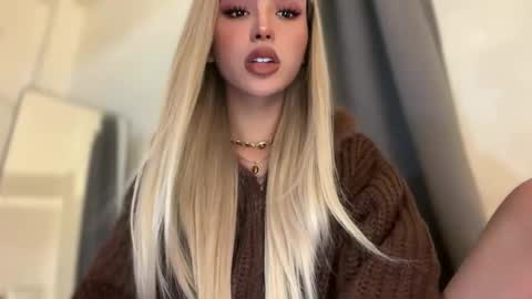 Seraphina Blaze online show from April 2, 10:24 am