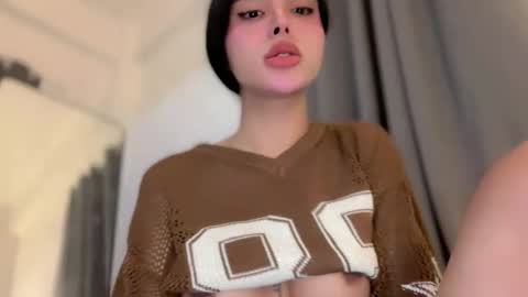 Snapshot of sexybite1 chatting on May 23, 11:25 am Seraphina Blaze online show from May 23, 11:25 am