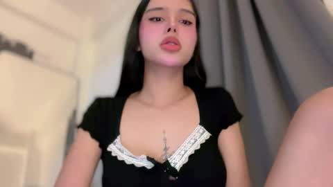 Snapshot of sexybite1 chatting on May 24, 10:31 am Seraphina Blaze online show from May 24, 10:31 am
