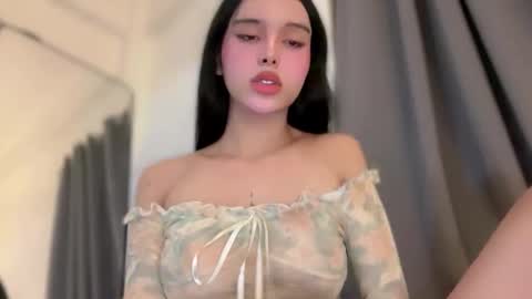 Snapshot of sexybite1 chatting on May 25, 11:05 am Seraphina Blaze online show from May 25, 11:05 am
