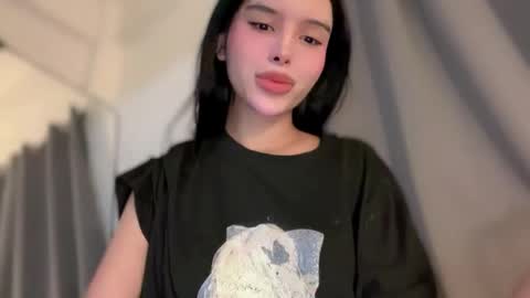 Snapshot of sexybite1 chatting on June 5, 10:54 am Seraphina Blaze online show from June 5, 10:54 am