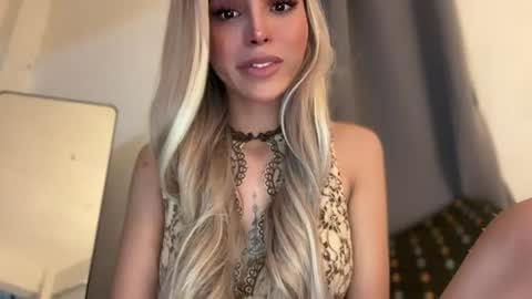 Snapshot of sexybite1 chatting on August 4, 12:30 pm Seraphina Blaze online show from August 4, 12:30 pm