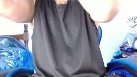 Snapshot of sexyboy_bigclit chatting on March 21, 9:03 am Iker online show from March 21, 9:03 am