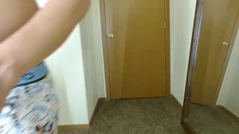 Snapshot of sexyboylatino19cm chatting on May 4, 1:01 am Daniel online show from May 4, 1:01 am