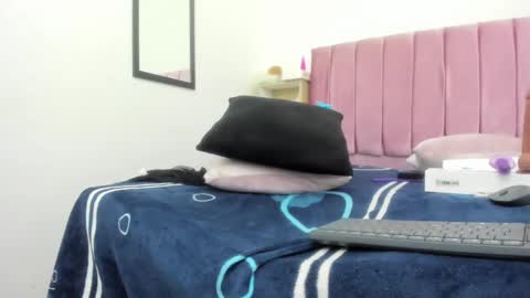 sexybrown_2005 online show from December 21, 2:52 am