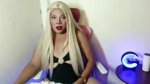 Snapshot of sexycassy_xx chatting on July 12, 9:44 am sexycassy_xx online show from July 12, 9:44 am