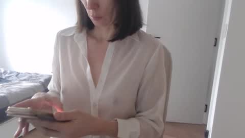 AnnafromVenus online show from February 24, 8:45 am