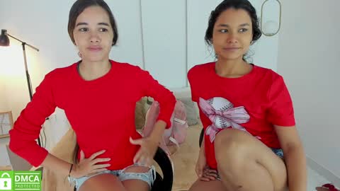 chanell and yina online show from December 15, 12:49 pm
