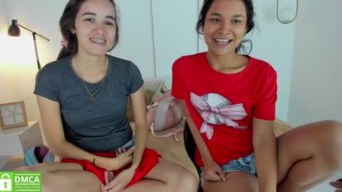 chanell and yina online show from December 15, 3:53 pm