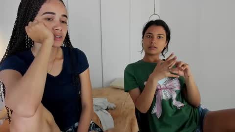 chanell and yina online show from February 25, 4:00 pm