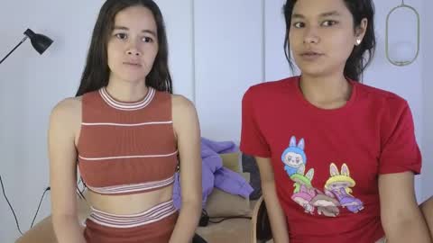 Snapshot of sexychanell_18 chatting on April 7, 1:33 pm chanell and yina online show from April 7, 1:33 pm