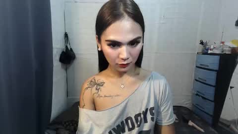 Snapshot of sexycheskax18 chatting on February 27, 2:50 pm pretty Cheska online show from February 27, 2:50 pm