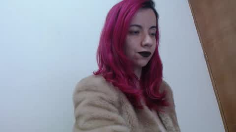 Snapshot of sexydemonangel chatting on March 23, 1:37 pm sexydemonangel online show from March 23, 1:37 pm