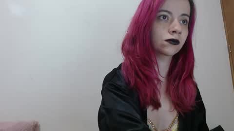 Snapshot of sexydemonangel chatting on March 31, 11:54 am sexydemonangel online show from March 31, 11:54 am