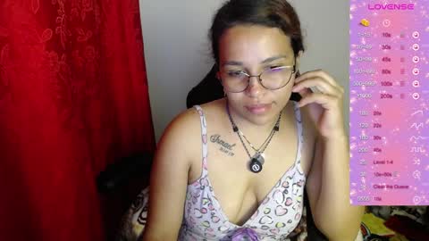 Snapshot of sexydiabliita chatting on April 9, 1:49 am sexydiabliita online show from April 9, 1:49 am