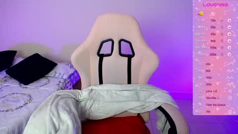 Snapshot of sexydiabliita chatting on April 25, 2:47 am sexydiabliita online show from April 25, 2:47 am