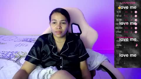 Snapshot of sexydiabliita chatting on April 30, 2:40 am sexydiabliita online show from April 30, 2:40 am