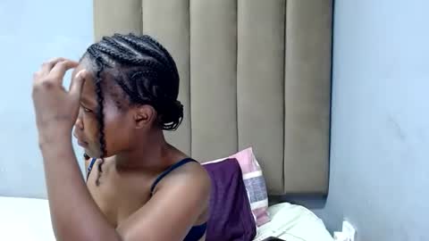 sexydivaxxx96 online show from December 16, 8:19 am