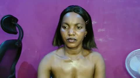 Snapshot of sexydoll32 chatting on March 20, 10:03 pm sexydoll32 online show from March 20, 10:03 pm