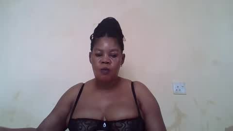 EMILY online show from February 14, 7:28 am
