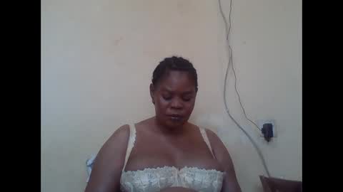 Snapshot of sexydove2 chatting on March 31, 6:58 am EMILY online show from March 31, 6:58 am