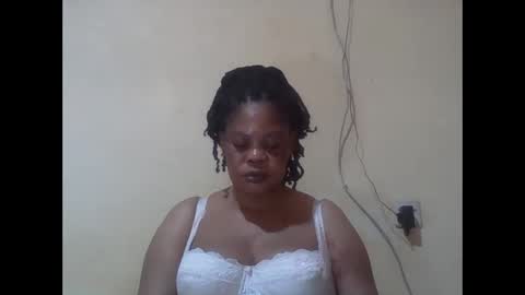 Snapshot of sexydove2 chatting on April 16, 3:51 am EMILY online show from April 16, 3:51 am