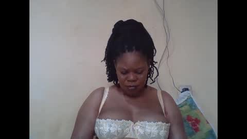 Snapshot of sexydove2 chatting on April 20, 6:16 am EMILY online show from April 20, 6:16 am