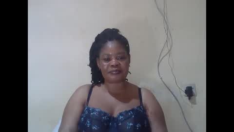 Snapshot of sexydove2 chatting on April 25, 2:58 pm EMILY online show from April 25, 2:58 pm