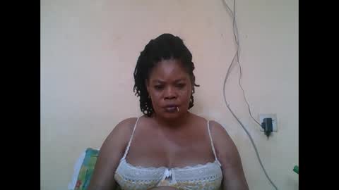 Snapshot of sexydove2 chatting on April 26, 6:55 am EMILY online show from April 26, 6:55 am