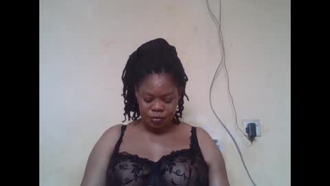 Snapshot of sexydove2 chatting on April 30, 7:04 am EMILY online show from April 30, 7:04 am