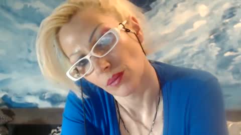 ENI pvt moan your name  WHEN I M NOT online you tell me in SNAPCHAT deal yes add me...  FREE TWITTER magiconline101...... online show from January 15, 2:38 am