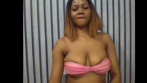 sexyeye368293 online show from December 16, 1:10 am