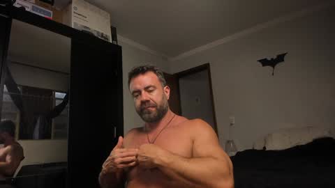chris online show from December 3, 8:50 pm