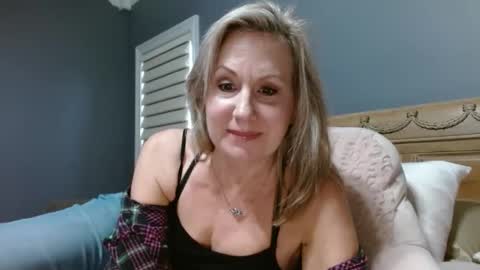 LisaisLuscious online show from December 25, 2:34 pm
