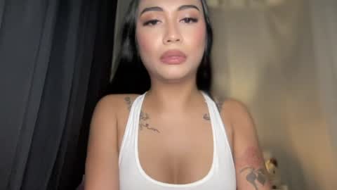 Snapshot of sexygoddessappira chatting on June 10, 5:34 pm sexygoddessappira online show from June 10, 5:34 pm