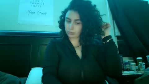 ETERNAL GODDESS WOMAN  online show from January 10, 12:59 am