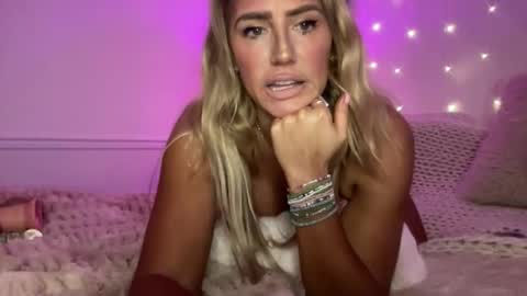 Ashley Love online show from November 29, 7:22 am