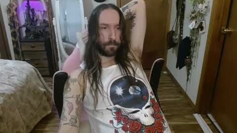 sexyhippieman117 online show from February 7, 10:20 pm